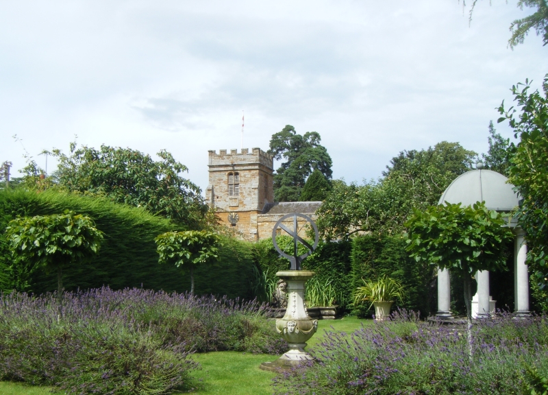 Haddonstone, The Jubliee Gardens